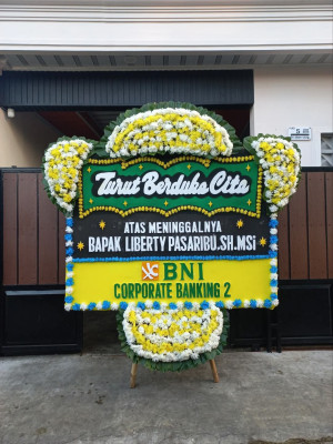 Papan Bunga Duka di BANGKALAN