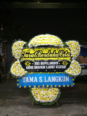 Papan Bunga Duka di BANGKALAN